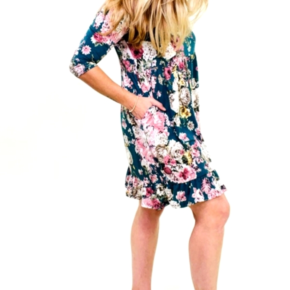 Sew In Love NWOT Floral Midi Dress Small - Picture 2 of 9